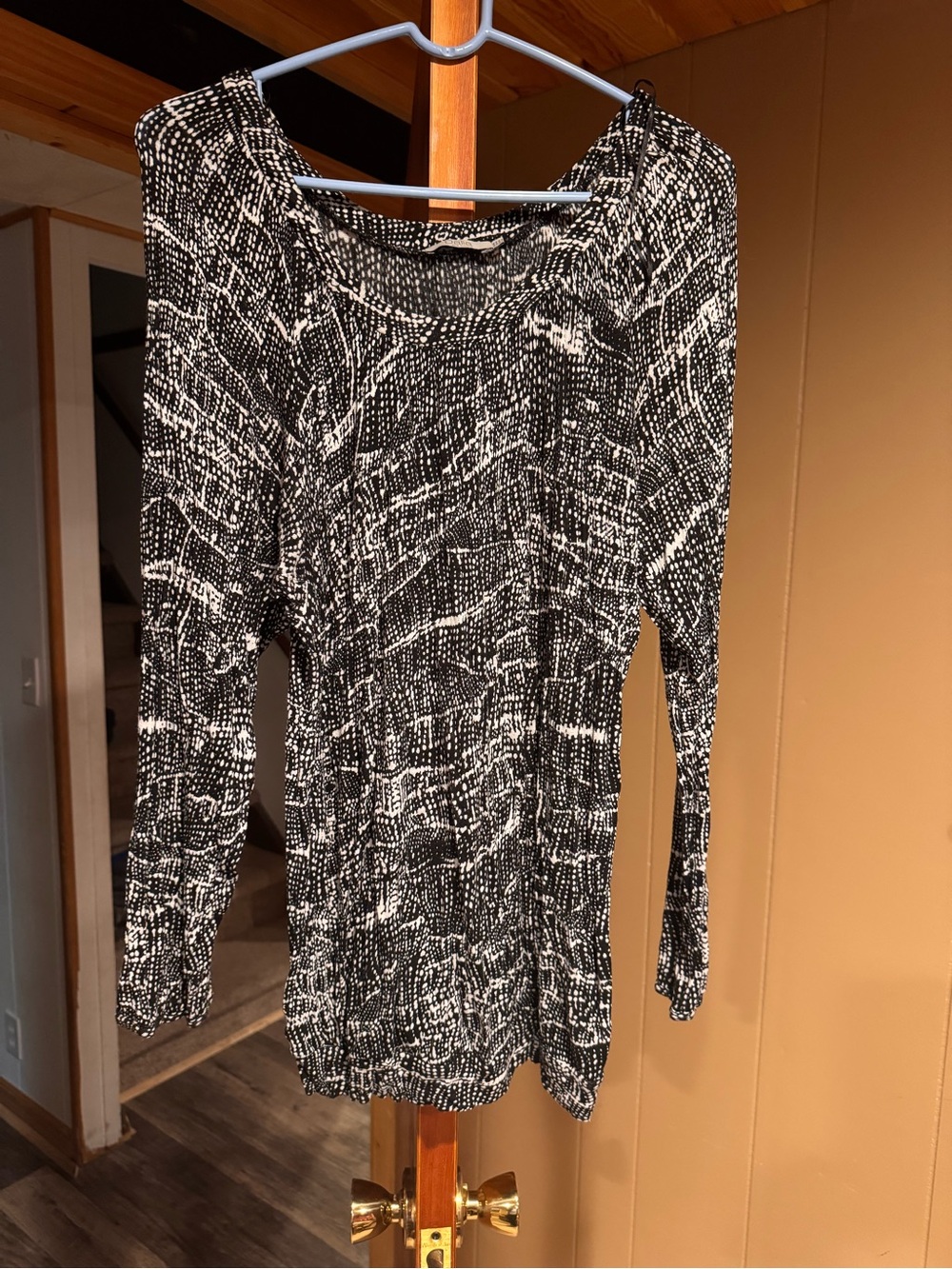 Dalia Black and White Long Sleeve Knit Top
